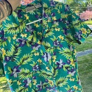 Classic Hawaiian tee